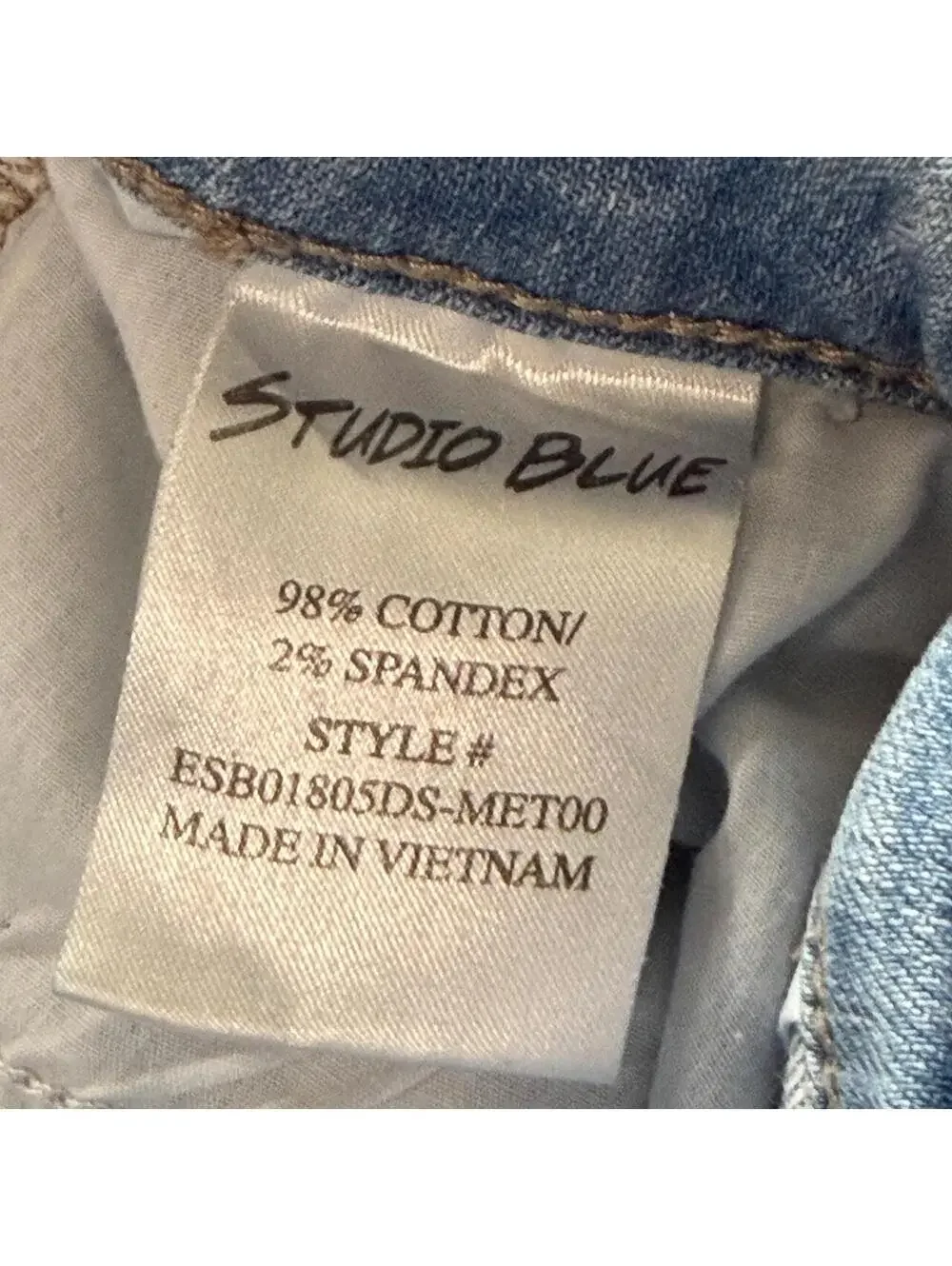 Studio Blue Distressed Boyfriend Jeans Size 32